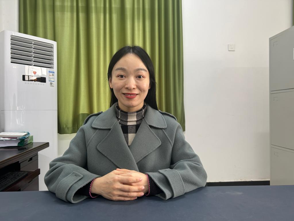陳佳